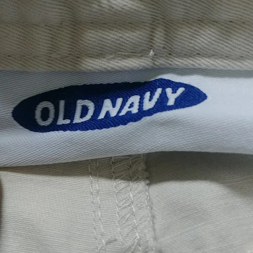 Old Navy Shorts - Picture 3 of 5